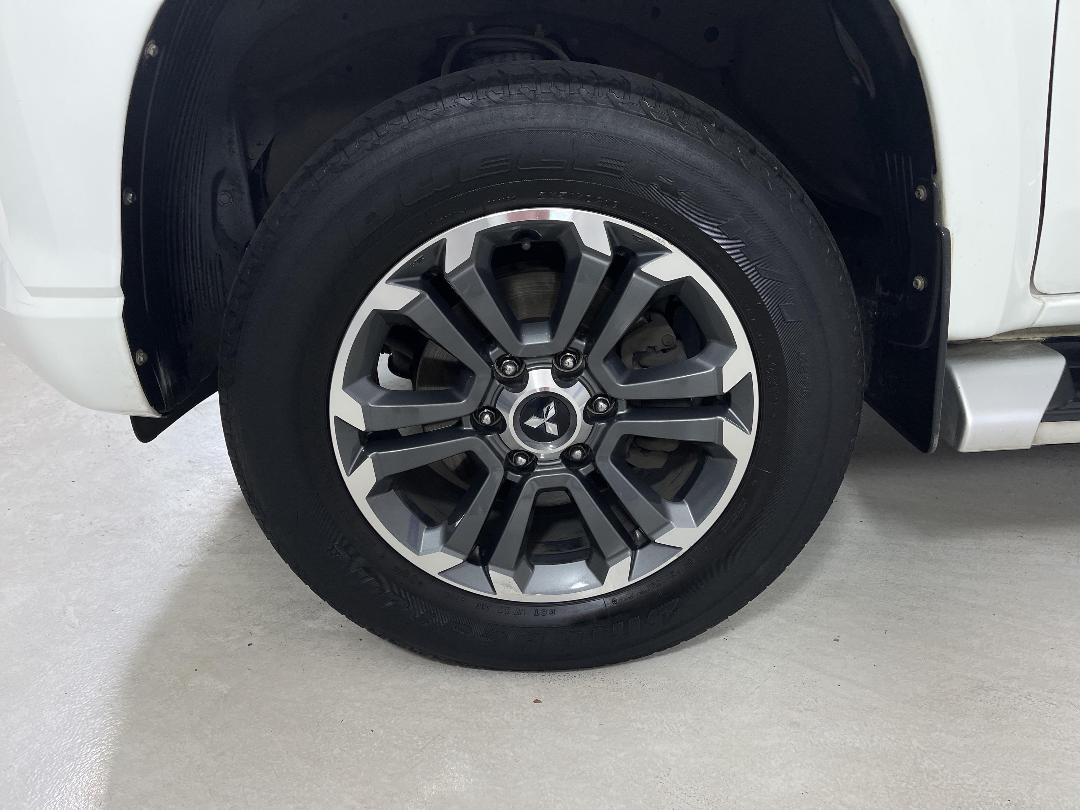 Photo '10' of Mitsubishi Triton Photo '10' of Mitsubishi Triton