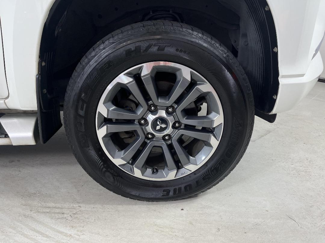 Photo '9' of Mitsubishi Triton Photo '9' of Mitsubishi Triton