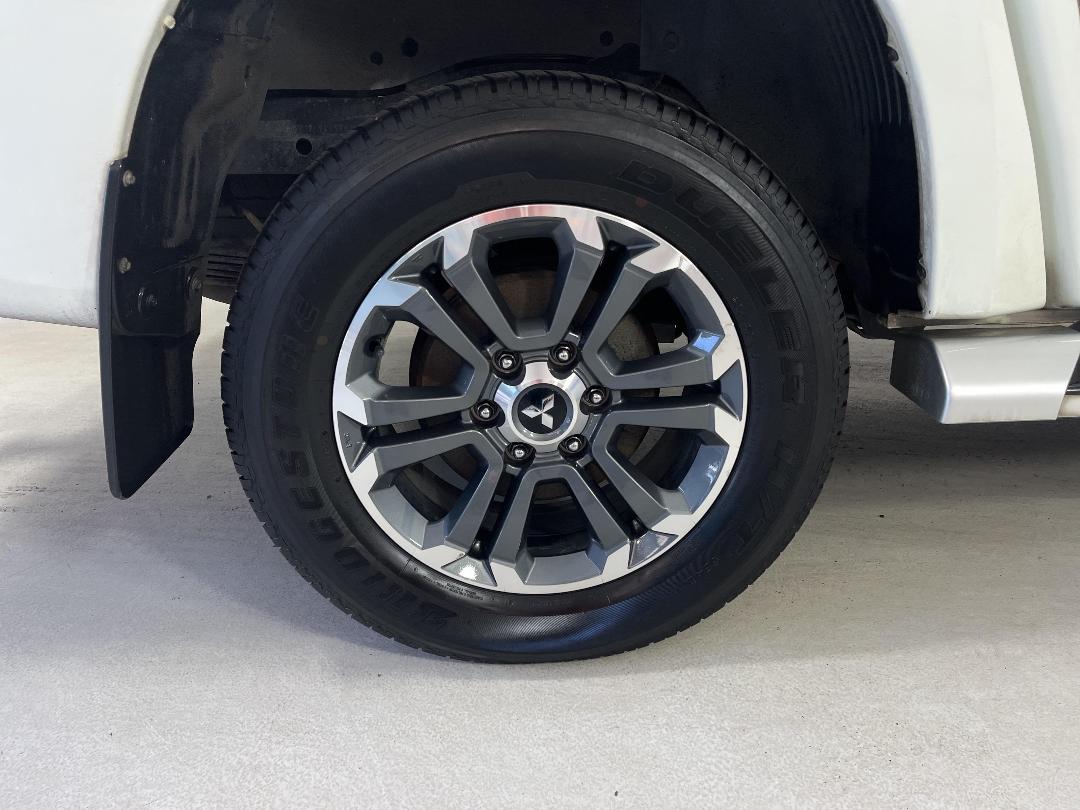 Photo '12' of Mitsubishi Triton Photo '12' of Mitsubishi Triton