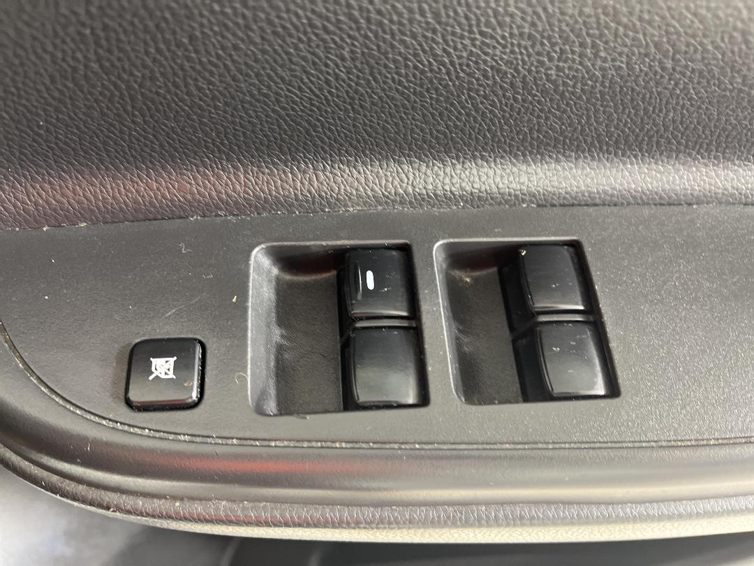 Photo '24' of Mitsubishi Triton Photo '24' of Mitsubishi Triton