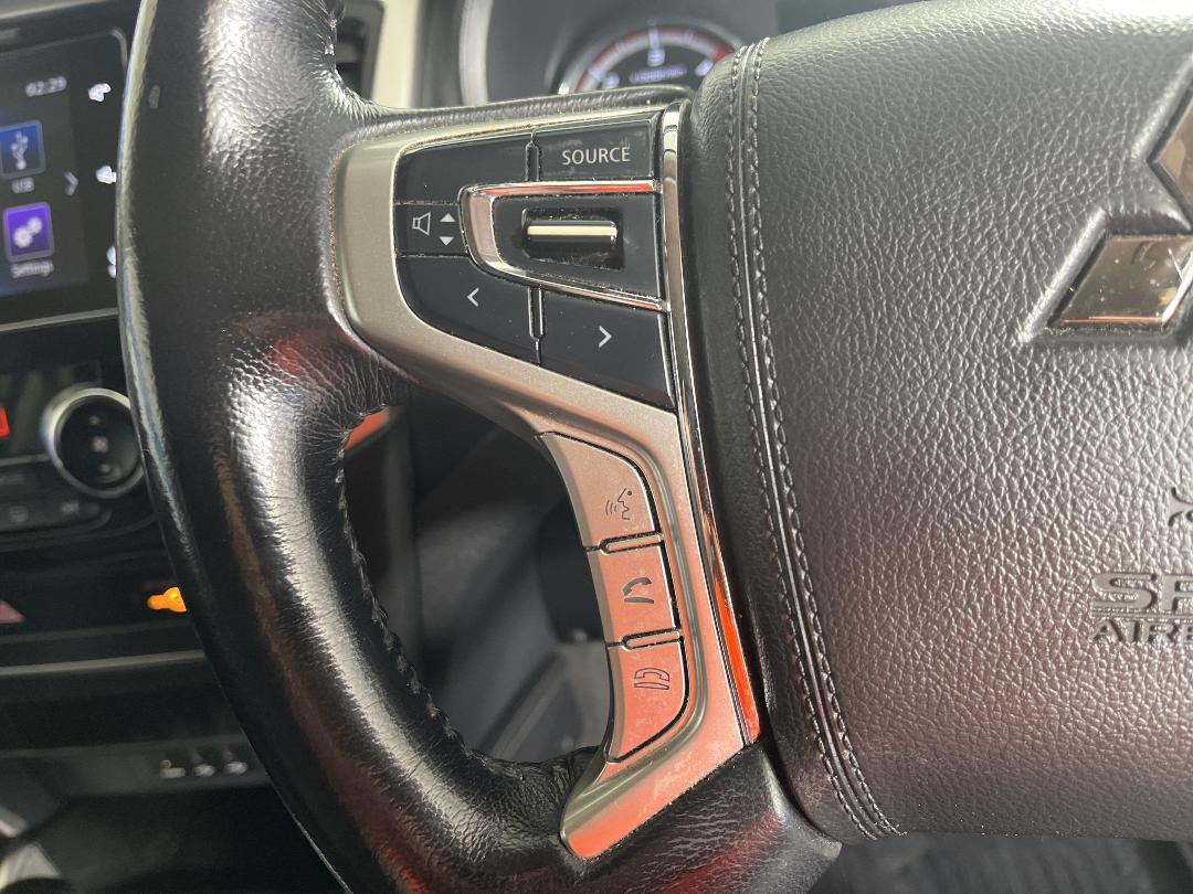 Photo '25' of Mitsubishi Triton Photo '25' of Mitsubishi Triton