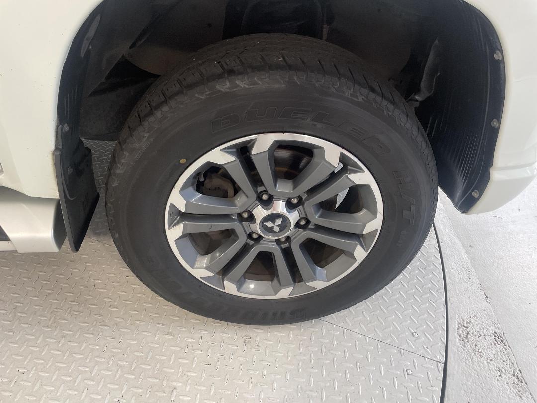 Photo '9' of Mitsubishi Triton Photo '9' of Mitsubishi Triton