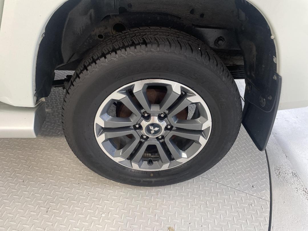 Photo '11' of Mitsubishi Triton Photo '11' of Mitsubishi Triton