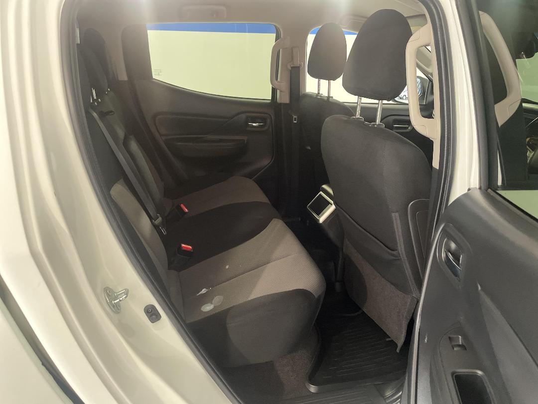 Photo '20' of Mitsubishi Triton Photo '20' of Mitsubishi Triton