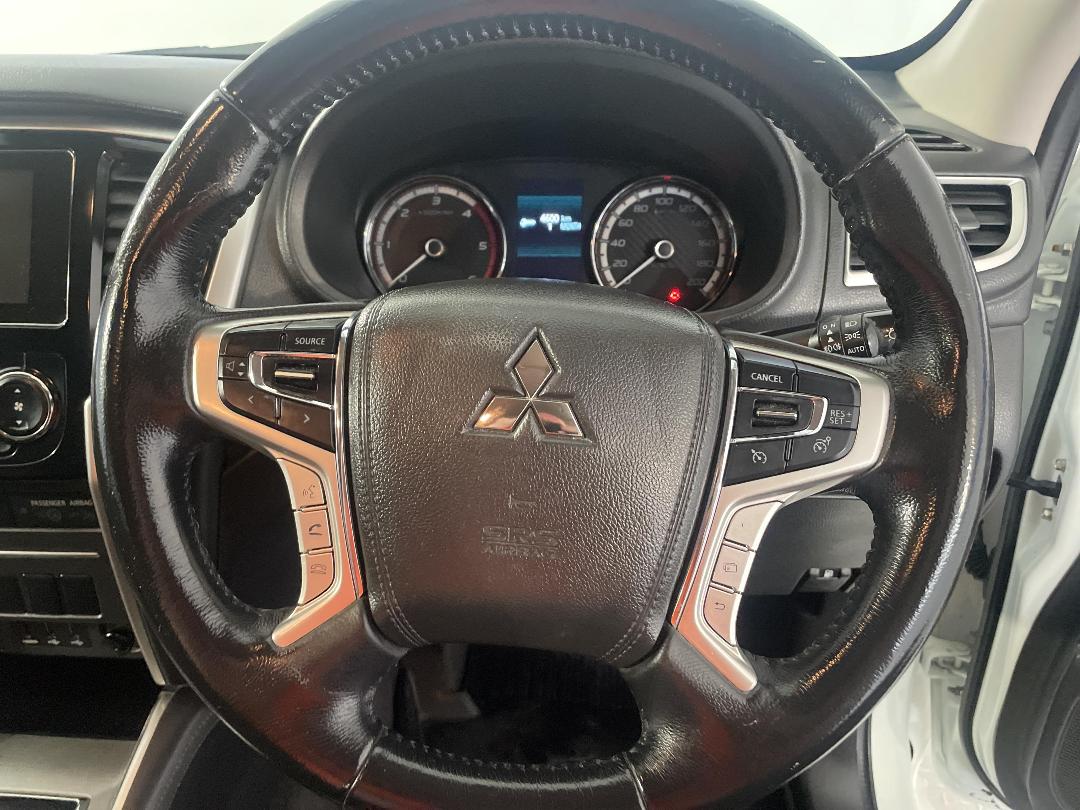 Photo '28' of Mitsubishi Triton Photo '28' of Mitsubishi Triton