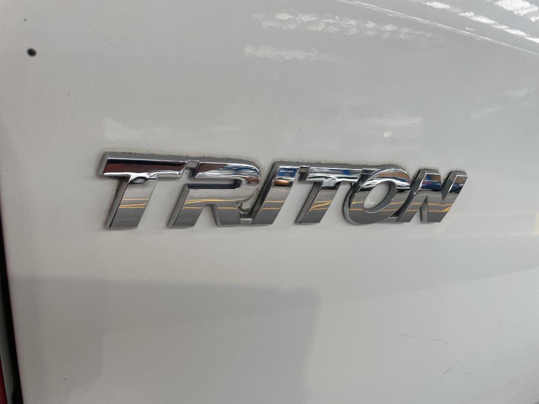 Photo '36' of Mitsubishi Triton Photo '36' of Mitsubishi Triton