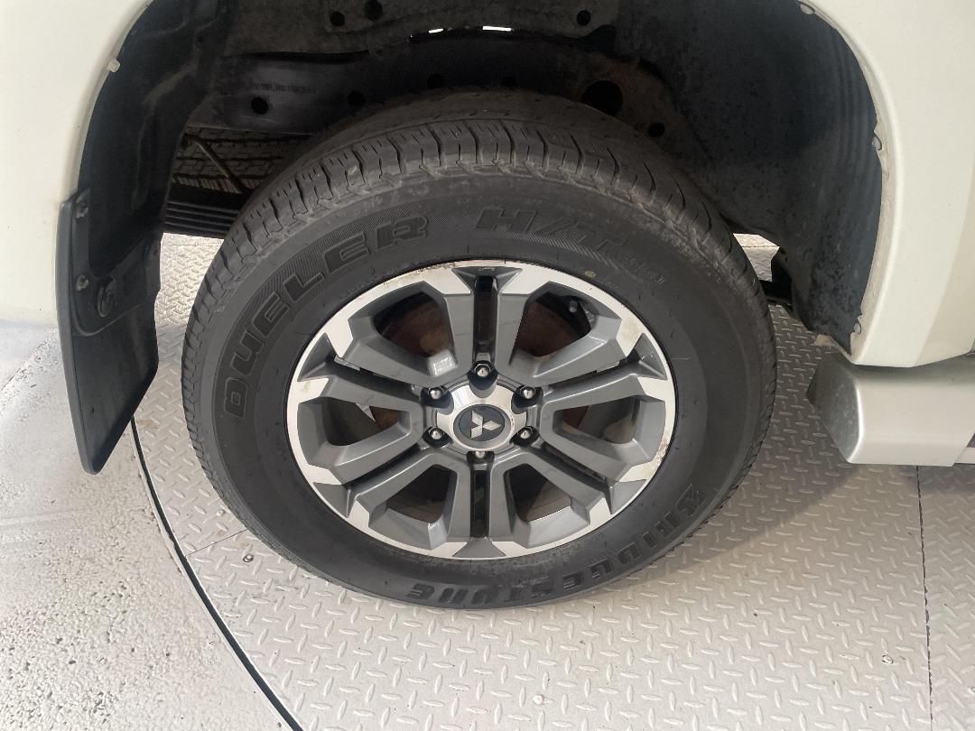 Photo '12' of Mitsubishi Triton Photo '12' of Mitsubishi Triton