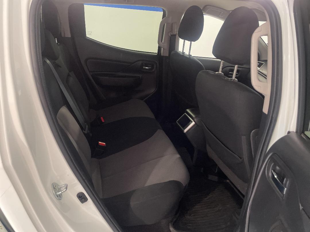 Photo '20' of Mitsubishi Triton Photo '20' of Mitsubishi Triton