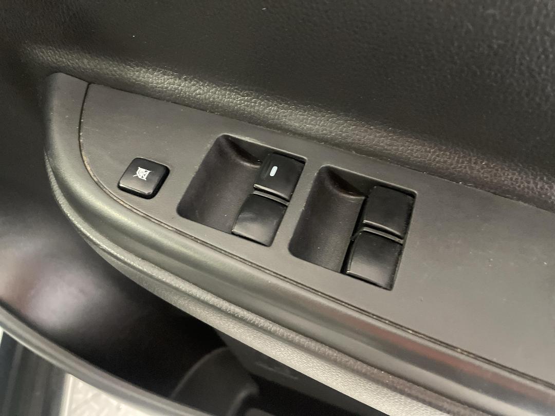 Photo '24' of Mitsubishi Triton Photo '24' of Mitsubishi Triton