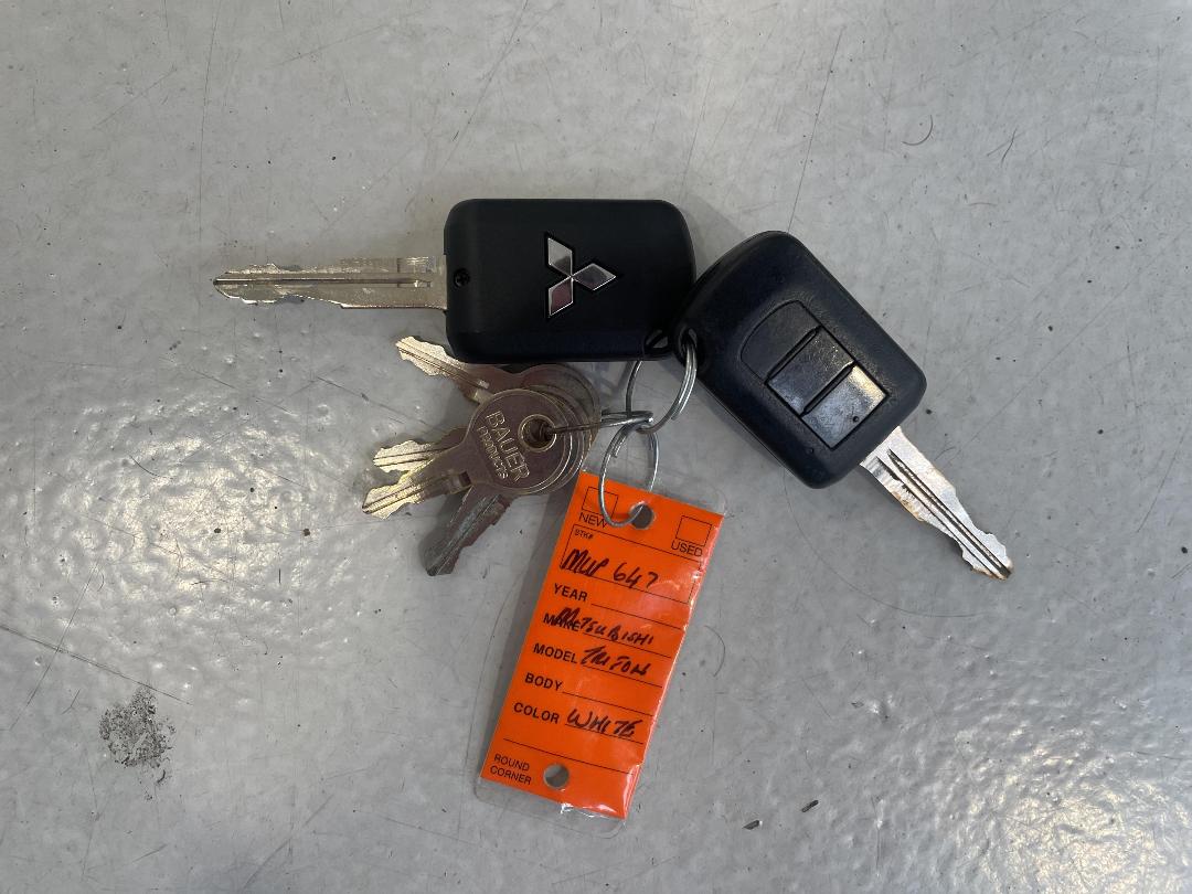 Photo '22' of Mitsubishi Triton Photo '22' of Mitsubishi Triton