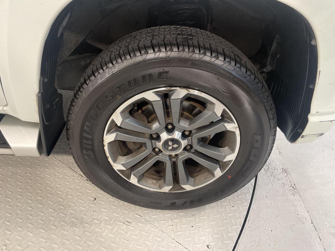 Photo '9' of Mitsubishi Triton Photo '9' of Mitsubishi Triton