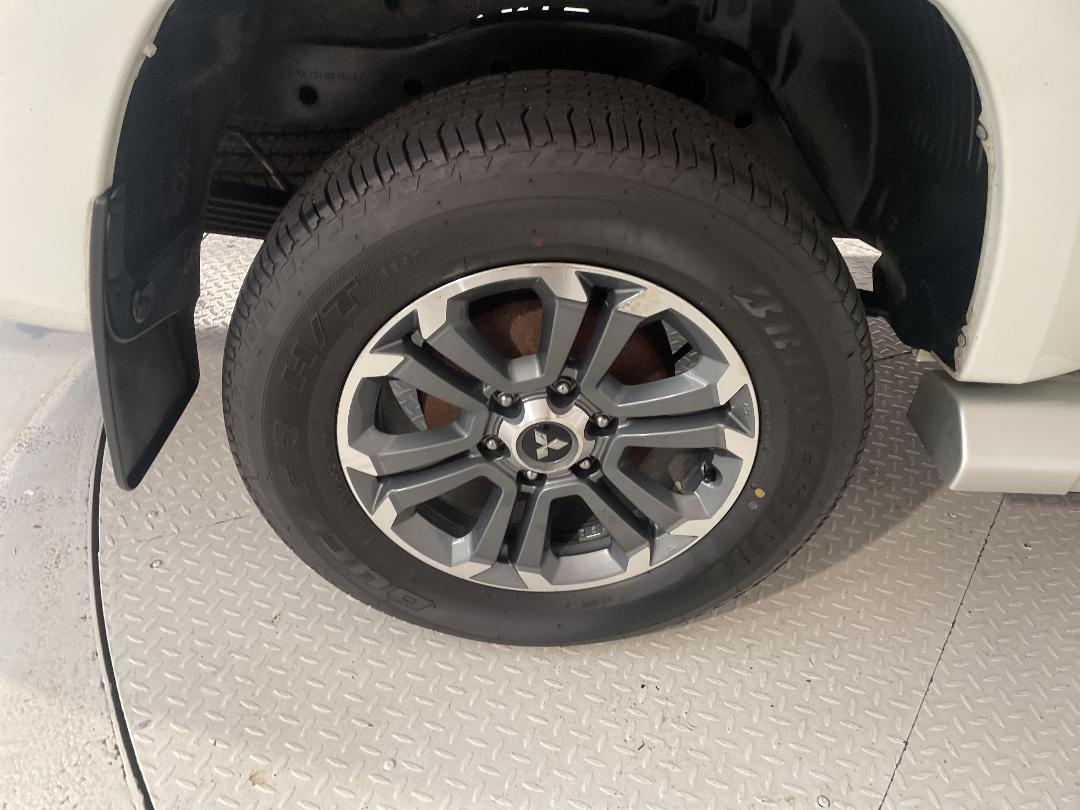 Photo '12' of Mitsubishi Triton Photo '12' of Mitsubishi Triton