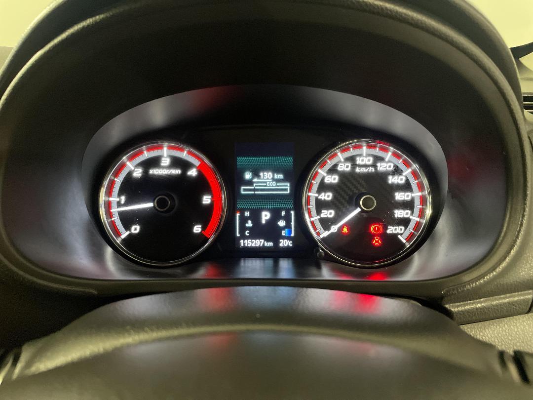 Photo '21' of Mitsubishi Triton Photo '21' of Mitsubishi Triton