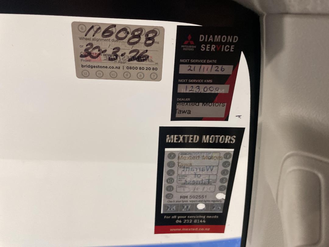 Photo '34' of Mitsubishi Triton Photo '34' of Mitsubishi Triton