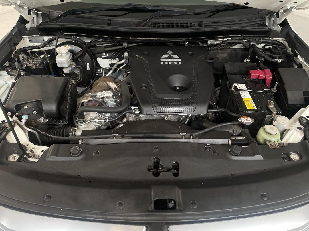 Photo '13' of Mitsubishi Triton Photo '13' of Mitsubishi Triton