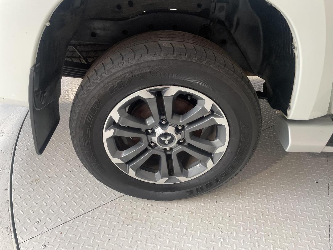 Photo '12' of Mitsubishi Triton Photo '12' of Mitsubishi Triton