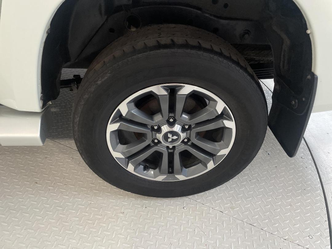 Photo '11' of Mitsubishi Triton Photo '11' of Mitsubishi Triton