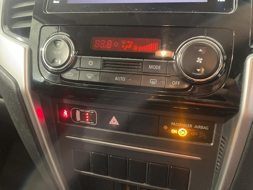 Photo '31' of Mitsubishi Triton Photo '31' of Mitsubishi Triton