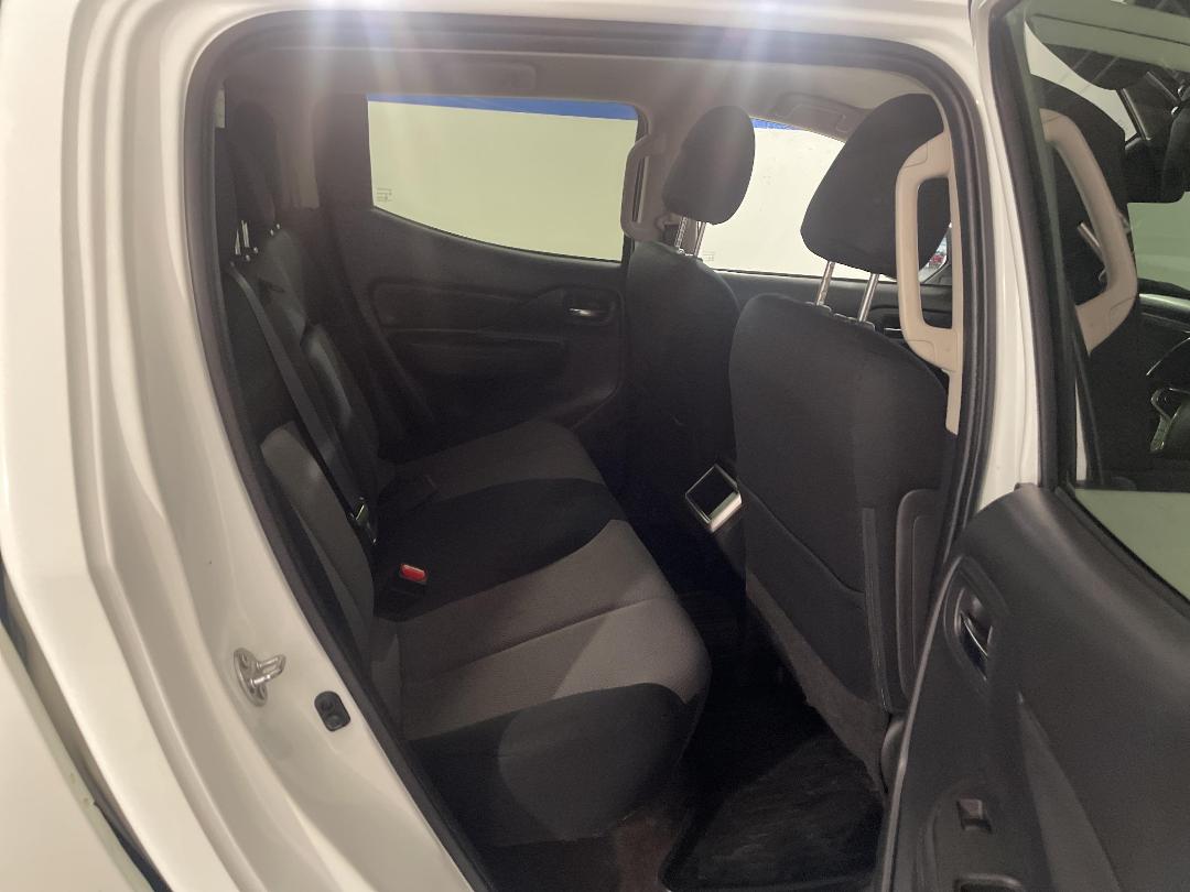 Photo '20' of Mitsubishi Triton