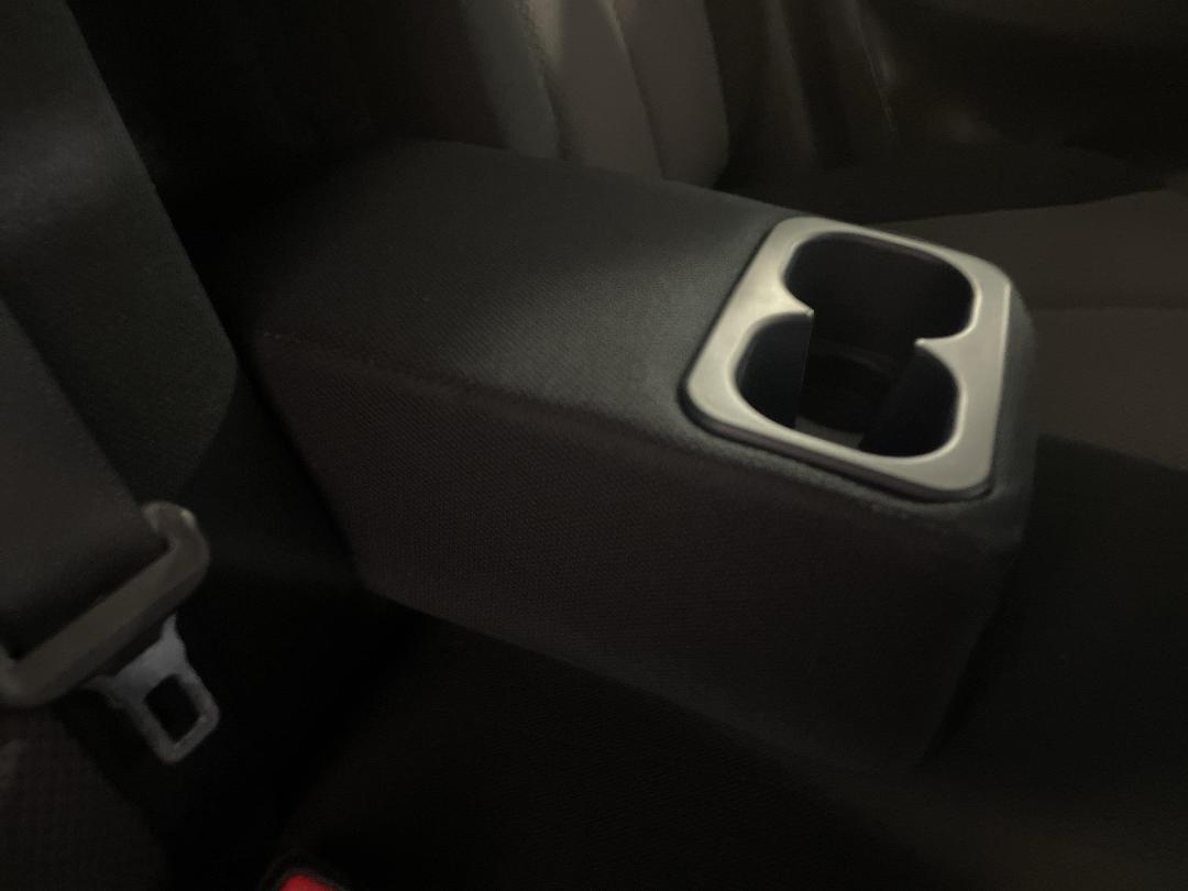 Photo '23' of Mitsubishi Triton