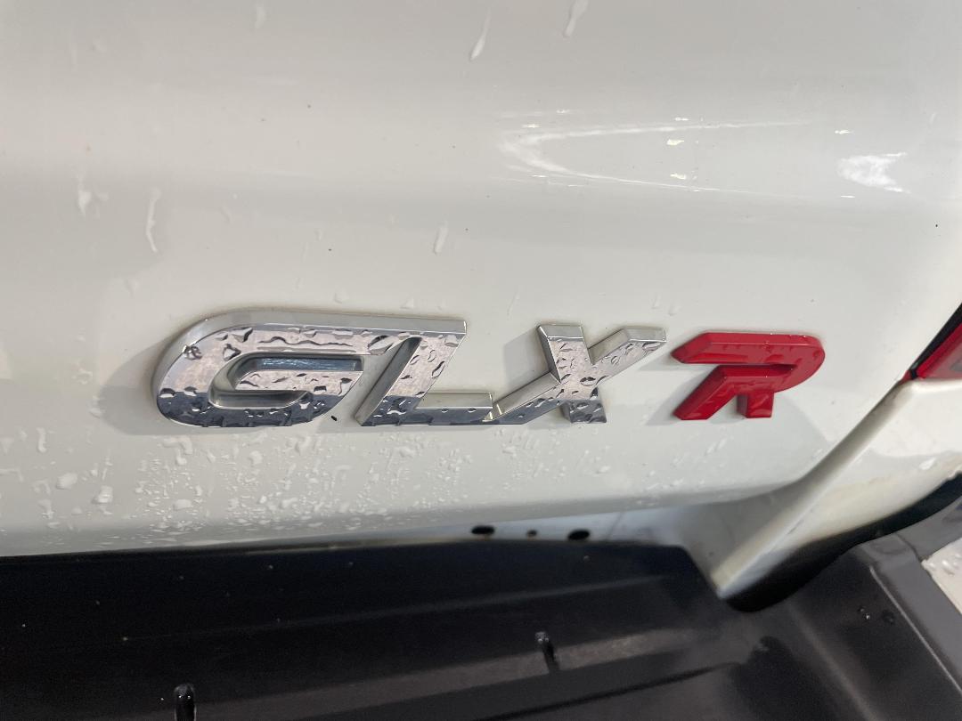 Photo '39' of Mitsubishi Triton