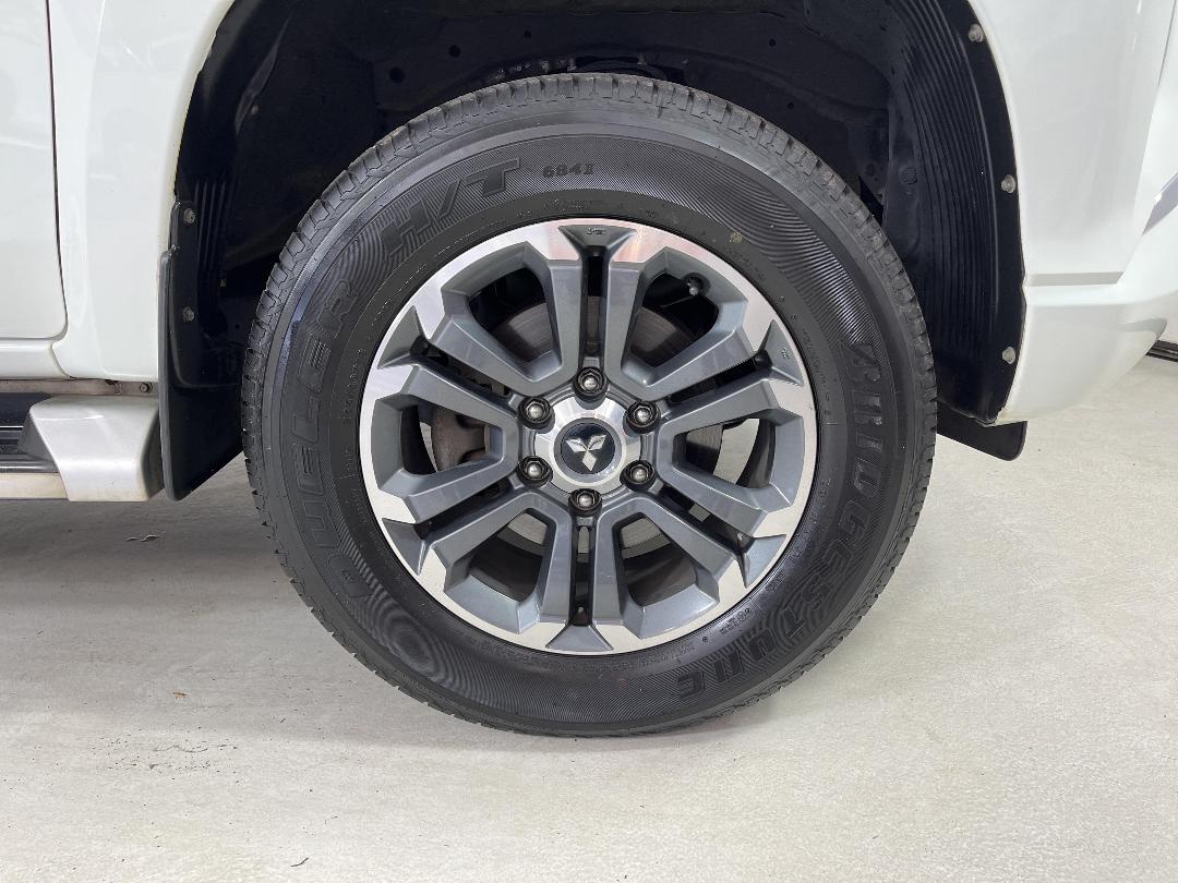 Photo '9' of Mitsubishi Triton Photo '9' of Mitsubishi Triton