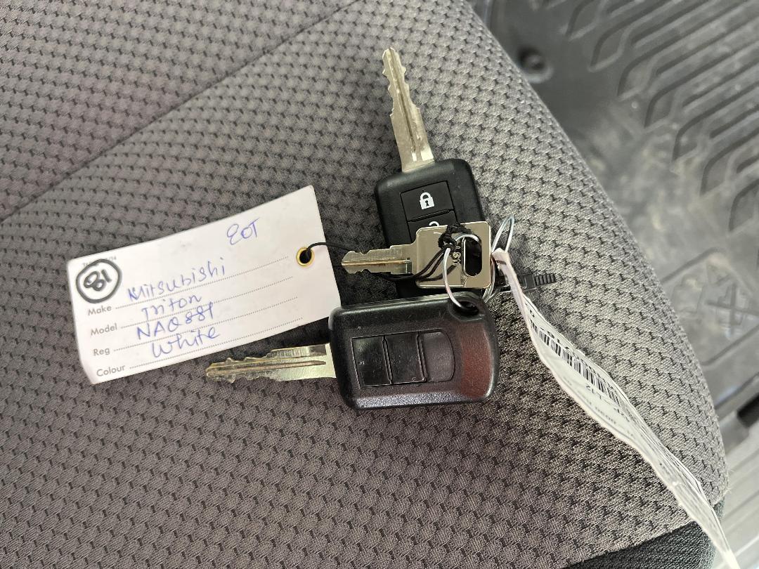 Photo '22' of Mitsubishi Triton Photo '22' of Mitsubishi Triton