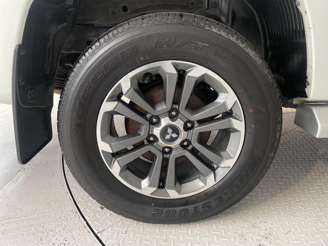 Photo '12' of Mitsubishi Triton Photo '12' of Mitsubishi Triton