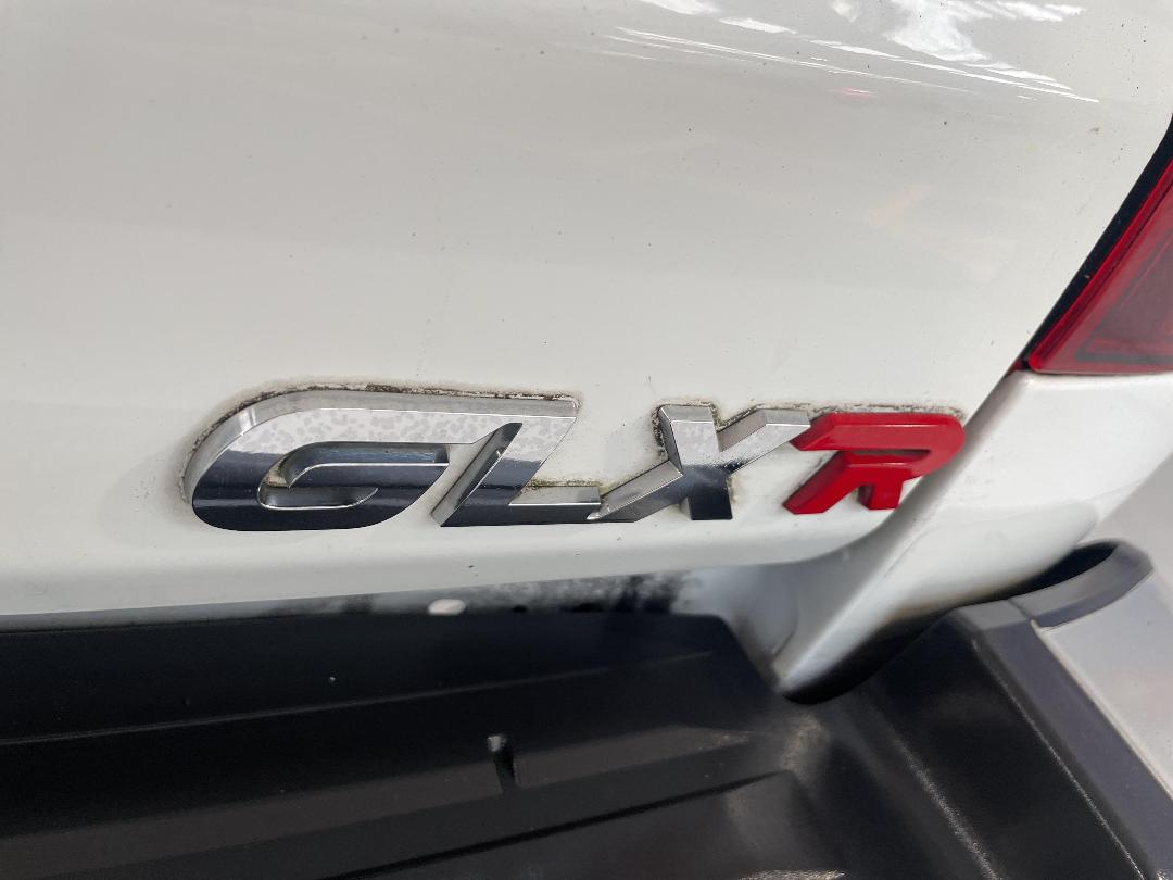 Photo '38' of Mitsubishi Triton