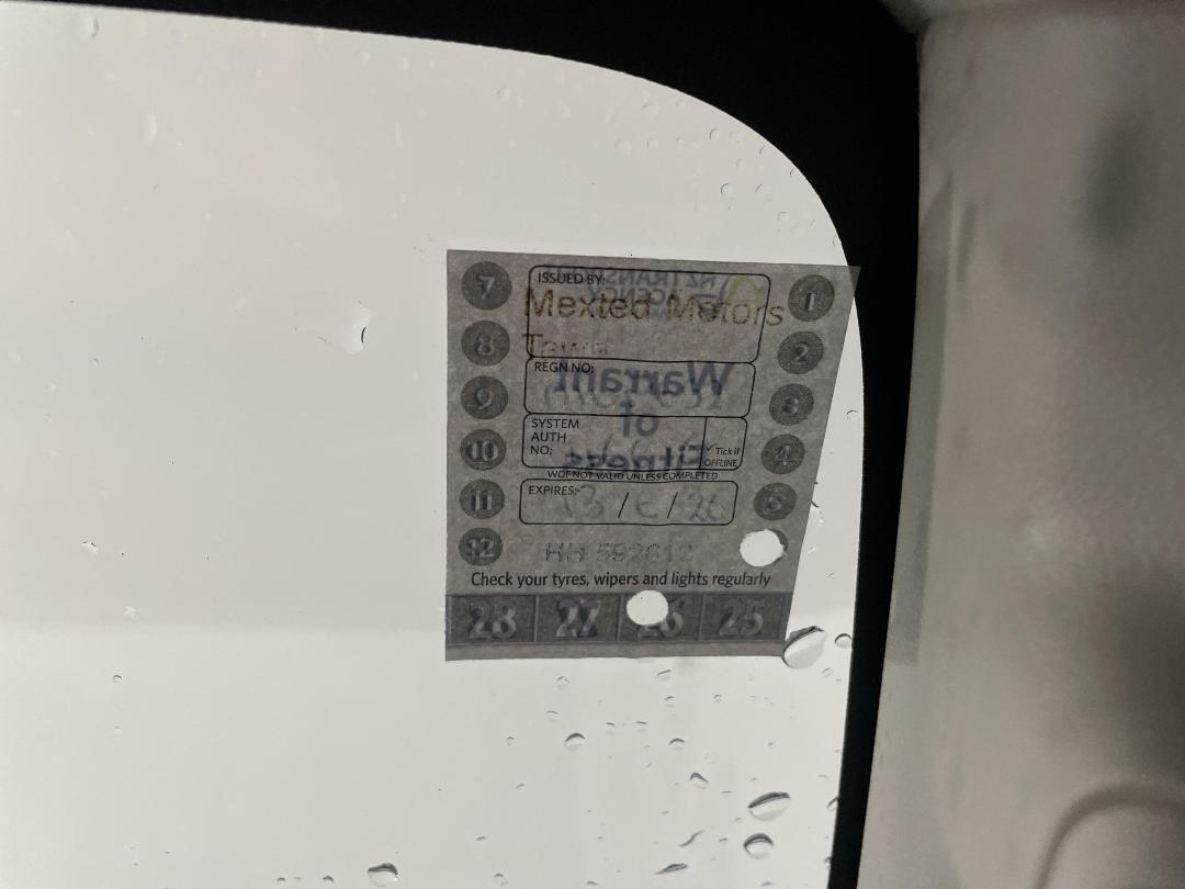 Photo '34' of Mitsubishi Triton