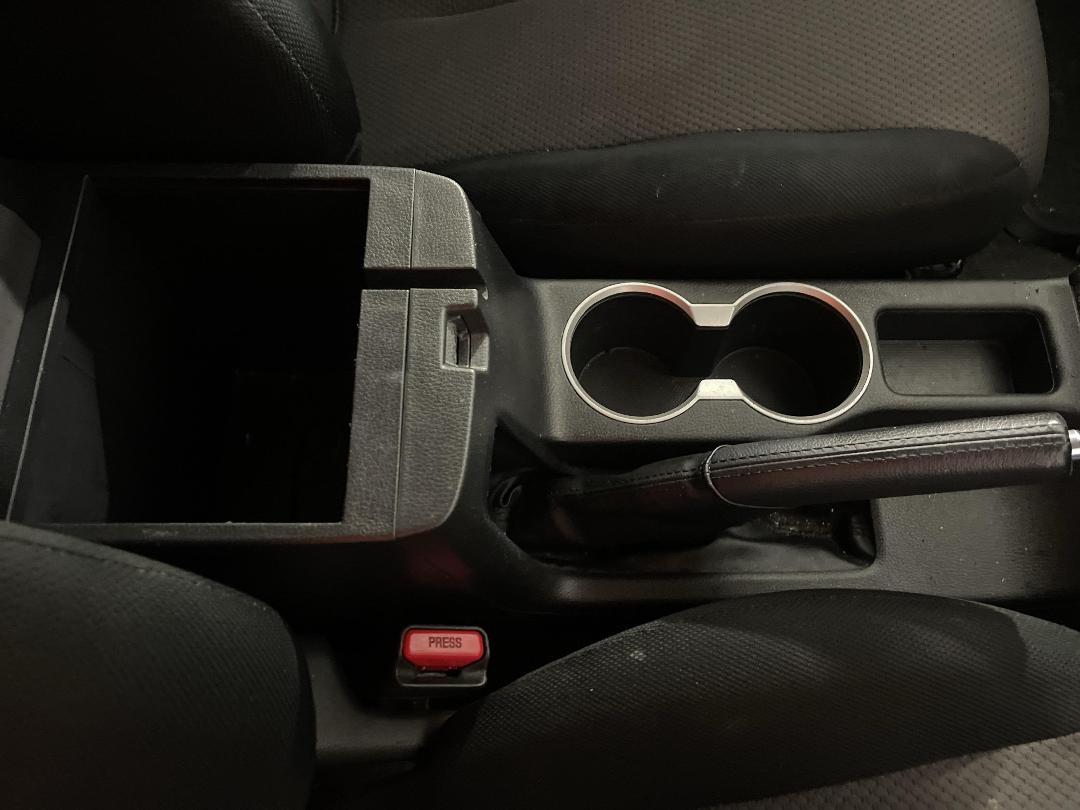 Photo '33' of Mitsubishi Triton