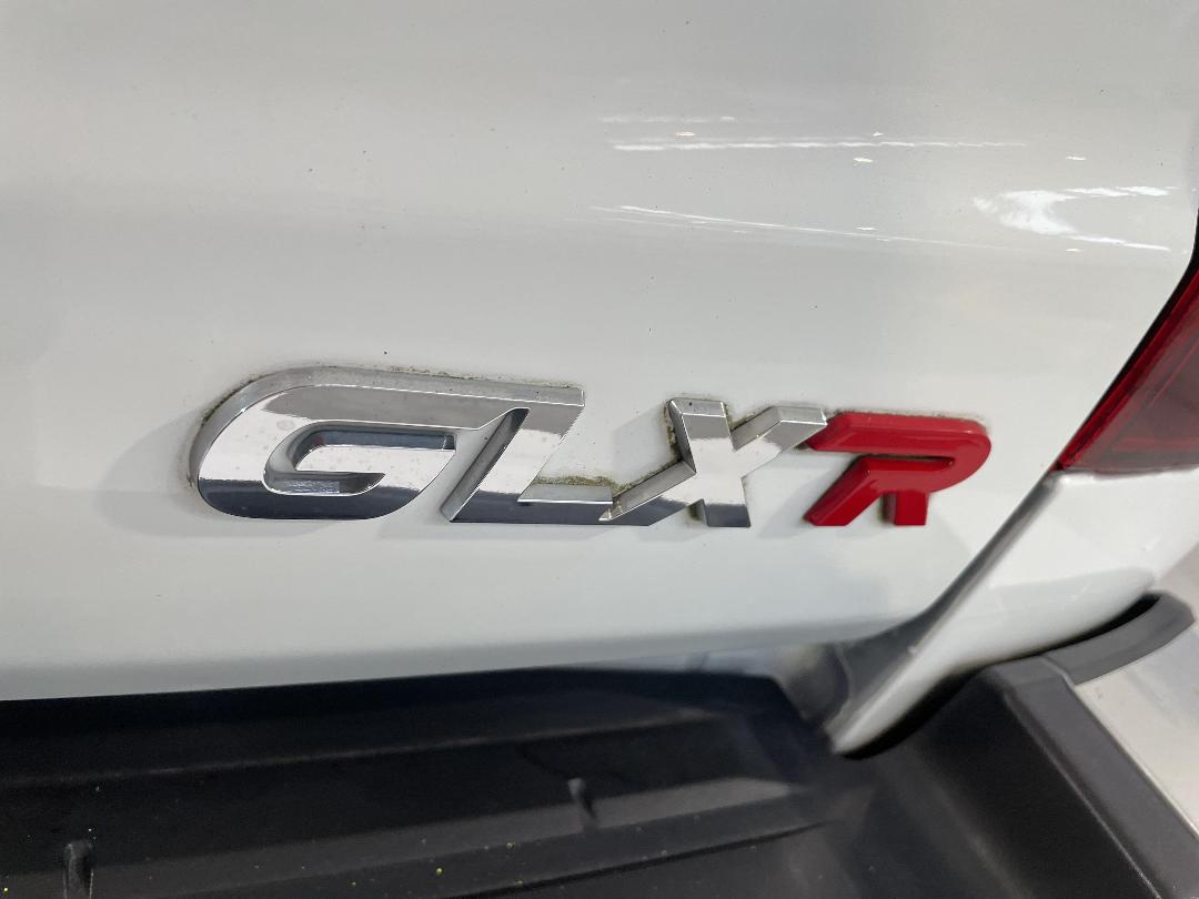 Photo '38' of Mitsubishi Triton