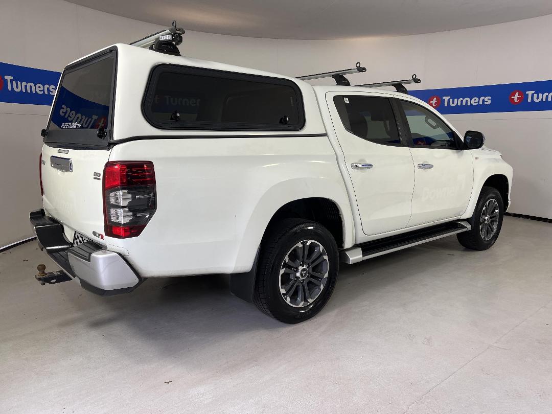 Photo '7' of Mitsubishi Triton