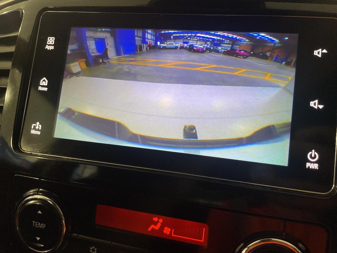 Photo '29' of Mitsubishi Triton