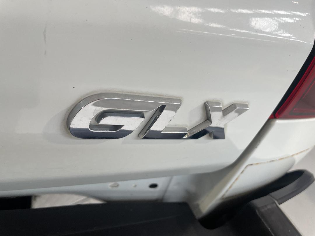 Photo '37' of Mitsubishi Triton