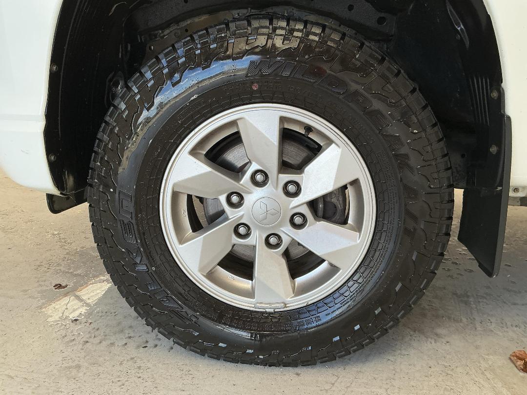 Photo '10' of Mitsubishi Triton Photo '10' of Mitsubishi Triton