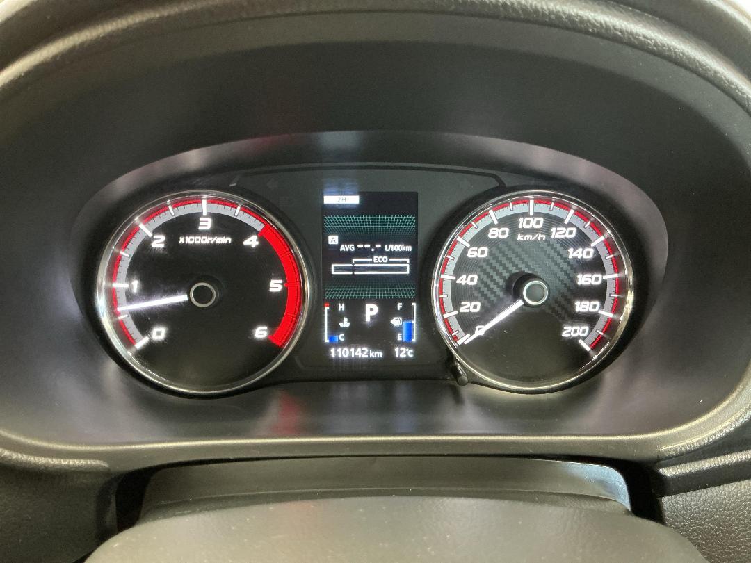 Photo '21' of Mitsubishi Triton Photo '21' of Mitsubishi Triton