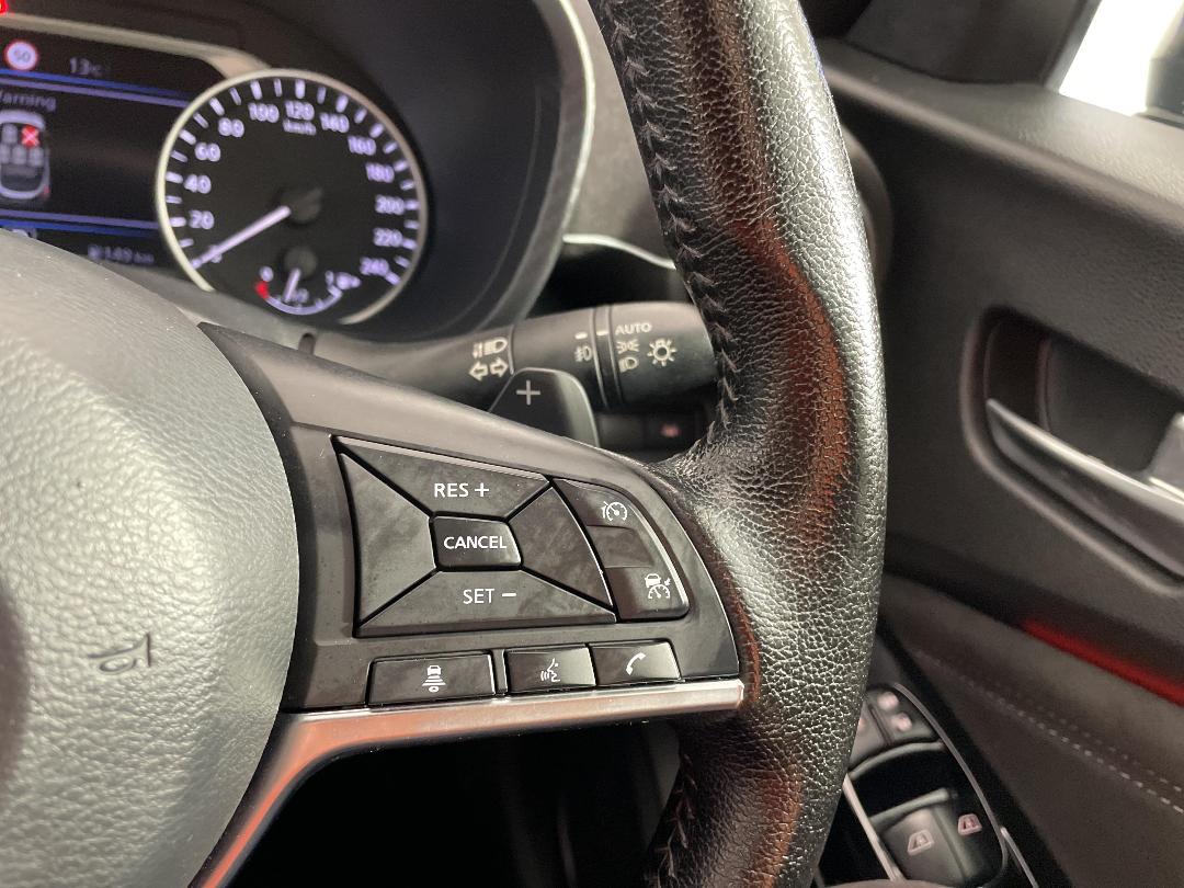 Photo '28' of Nissan Juke Photo '28' of Nissan Juke