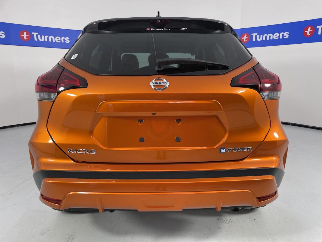 Photo '6' of Nissan Kicks Photo '6' of Nissan Kicks