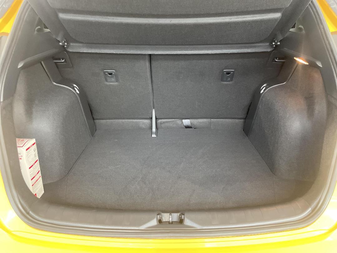 Photo '14' of Nissan Kicks