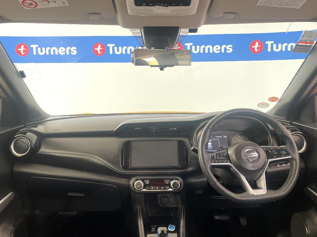 Photo '17' of Nissan Kicks