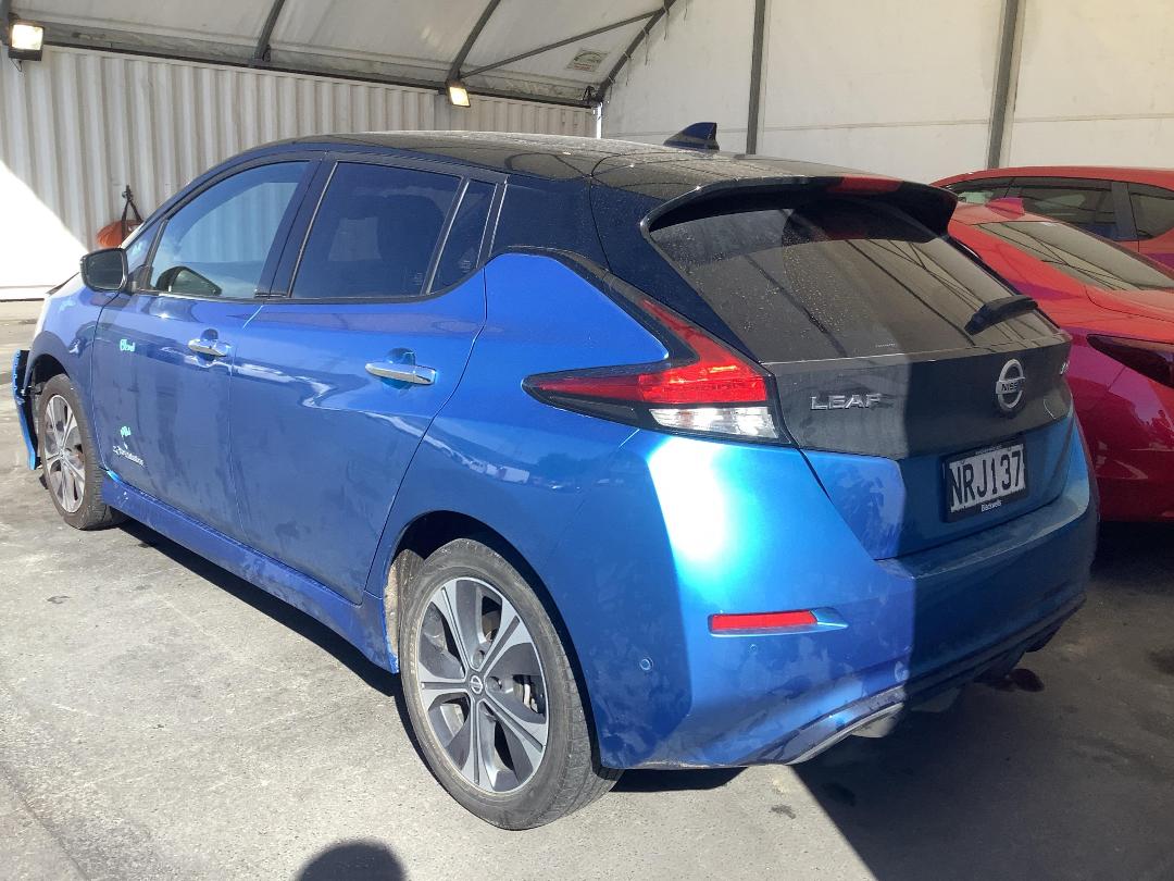 Photo '6' of Nissan Leaf