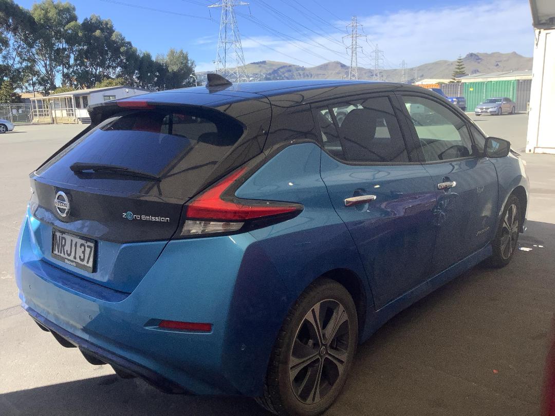 Photo '7' of Nissan Leaf