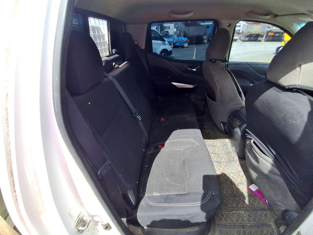 Photo '20' of Nissan Navara