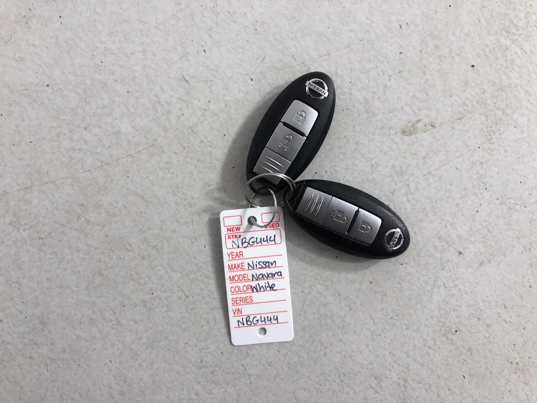 Photo '22' of Nissan Navara