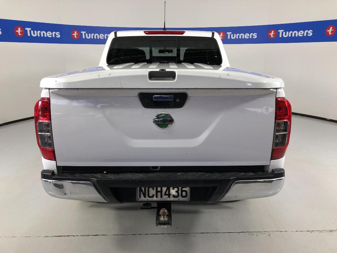 Photo '6' of Nissan Navara