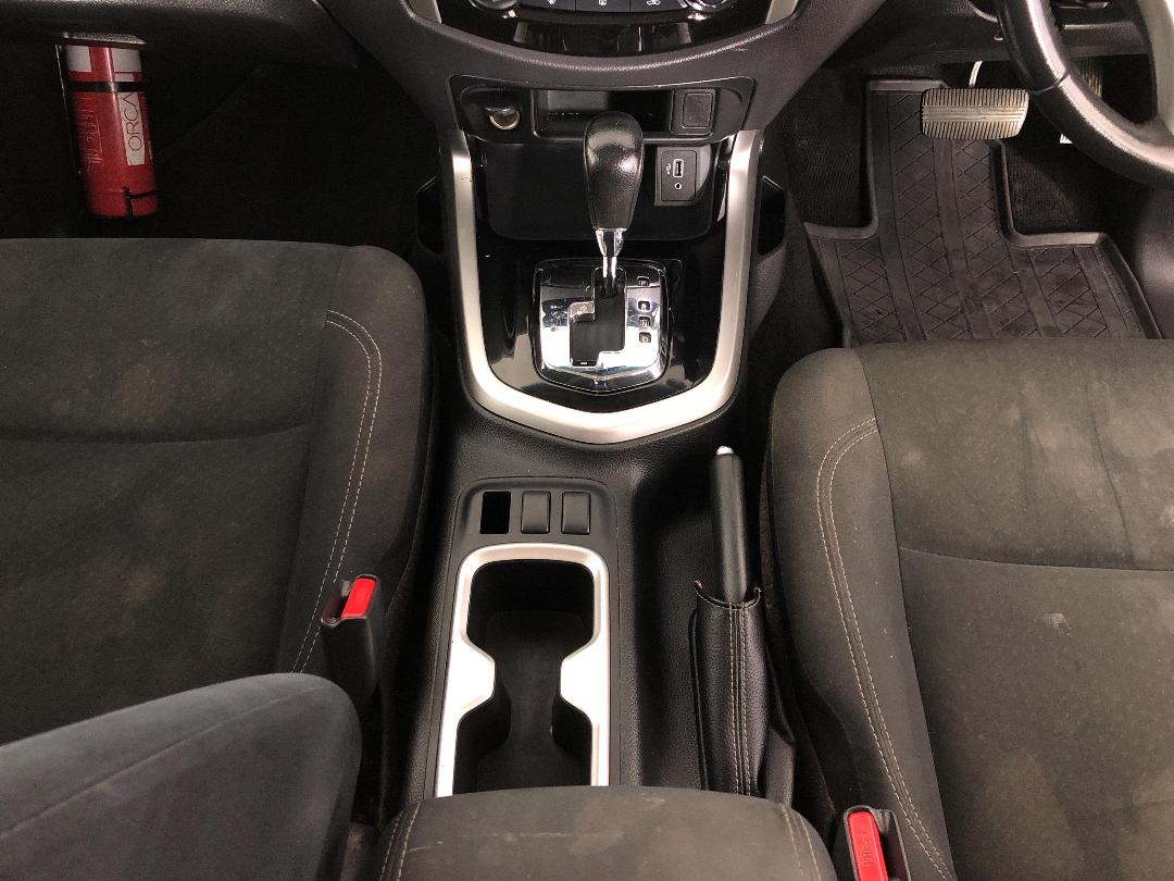 Photo '18' of Nissan Navara