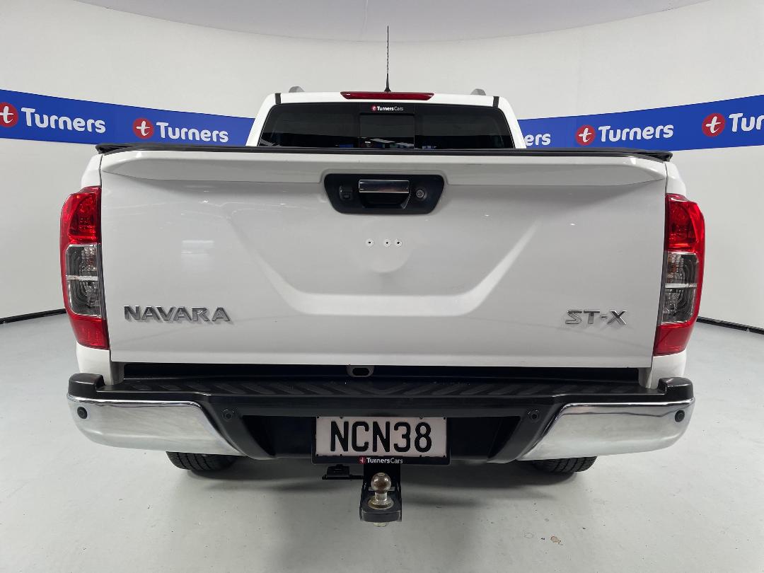 Photo '6' of Nissan Navara