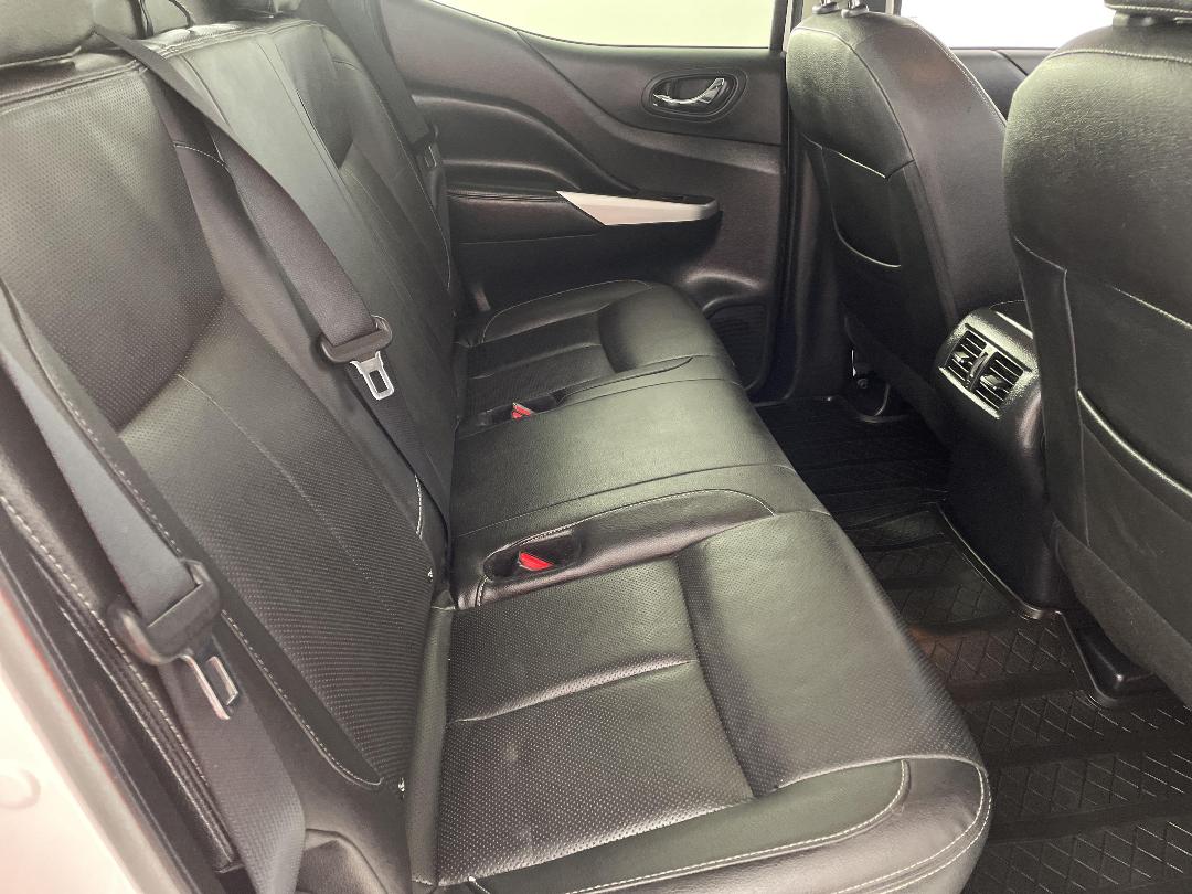 Photo '20' of Nissan Navara