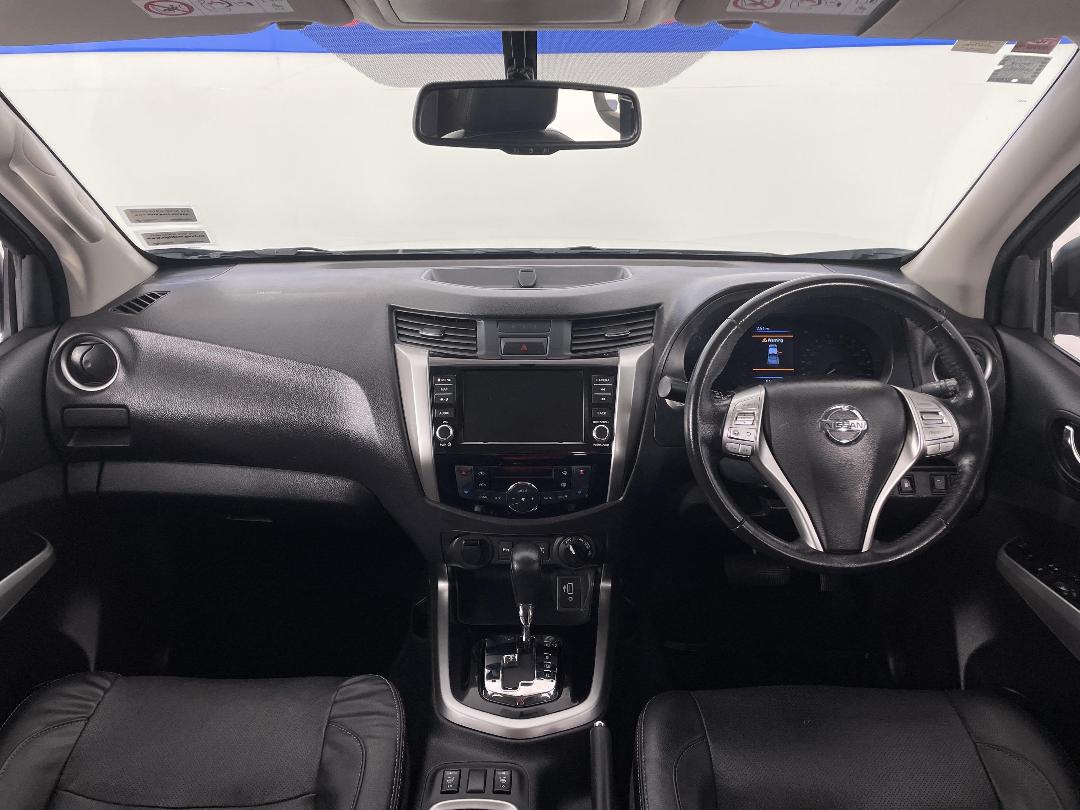 Photo '17' of Nissan Navara